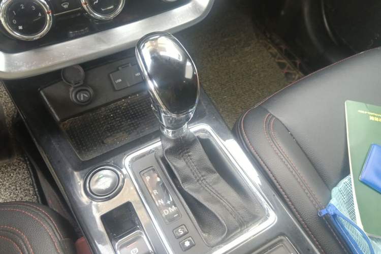 Used BAIC Off-Road BJ20 2016 1.5T CVT Luxury Model Gear Lever