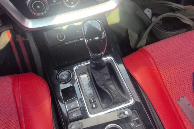Used BAIC Off-Road BJ20 2016 1.5T CVT Prestige Edition Gear Lever
