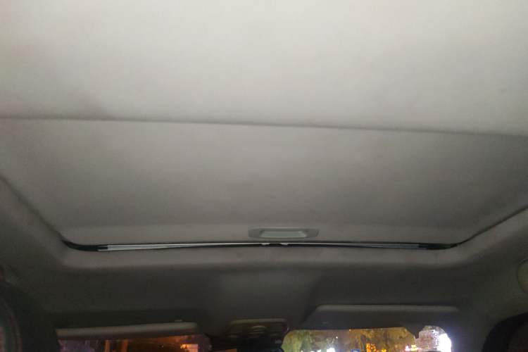 Used BAIC Off-Road BJ20 2016 1.5T CVT Luxury Model Headliner