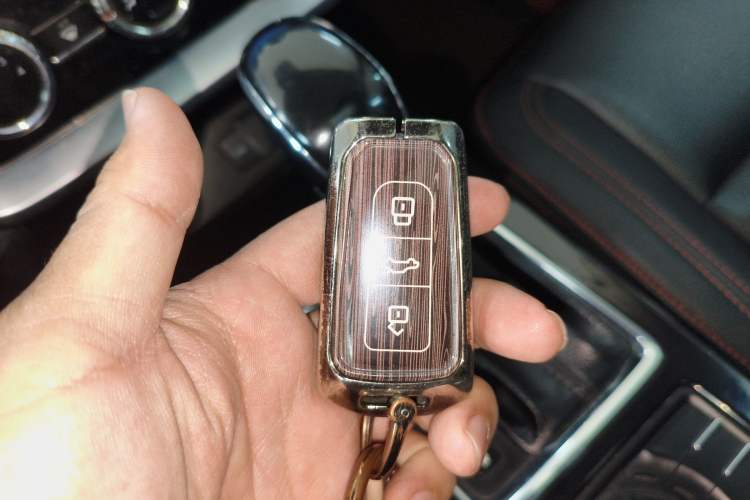 Used BAIC Off-Road BJ20 2016 1.5T CVT Luxury Model Interior 1