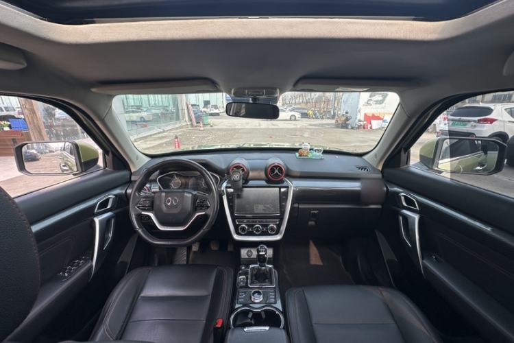 Used BAIC Off-Road BJ20 2016 1.5T Manual Luxury Model Interior 1