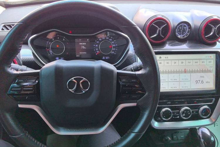 Used BAIC Off-Road BJ20 2016 1.5T CVT Luxury Model Interior 3