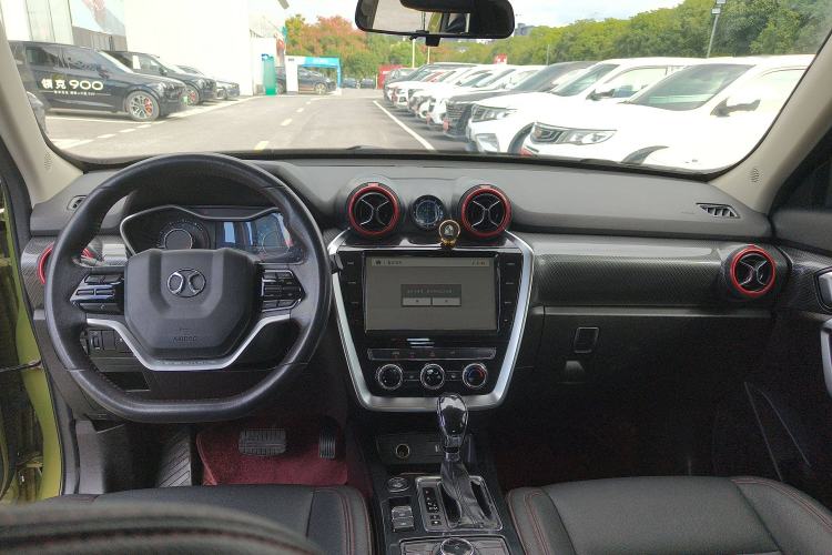 Used BAIC Off-Road BJ20 2016 1.5T CVT Luxury Model Interior 3