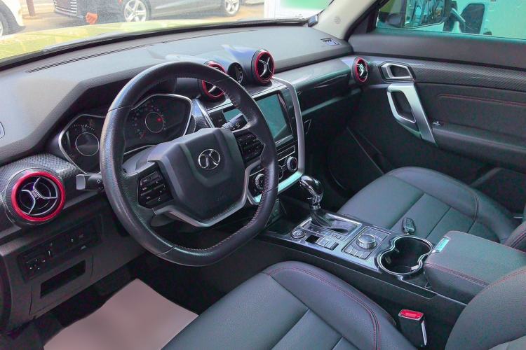 Used BAIC Off-Road BJ20 2016 1.5T CVT Luxury Model Interior 6