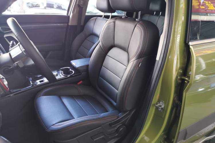 Used BAIC Off-Road BJ20 2016 1.5T CVT Luxury Model Left Front Seat