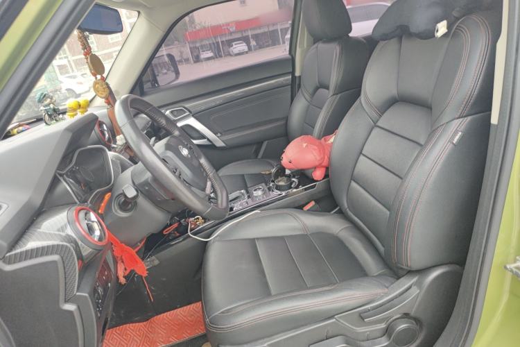 Used BAIC Off-Road BJ20 2016 1.5T CVT Luxury Model Left Front Seat