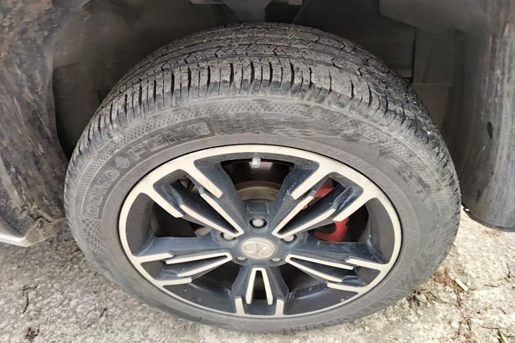 Used BAIC Off-Road BJ20 2016 1.5T CVT Luxury Model Left Front Wheel Hub