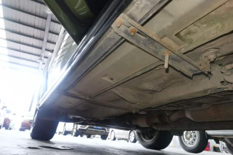 Used BAIC Off-Road BJ20 2016 1.5T CVT Luxury Model Left Side Sill