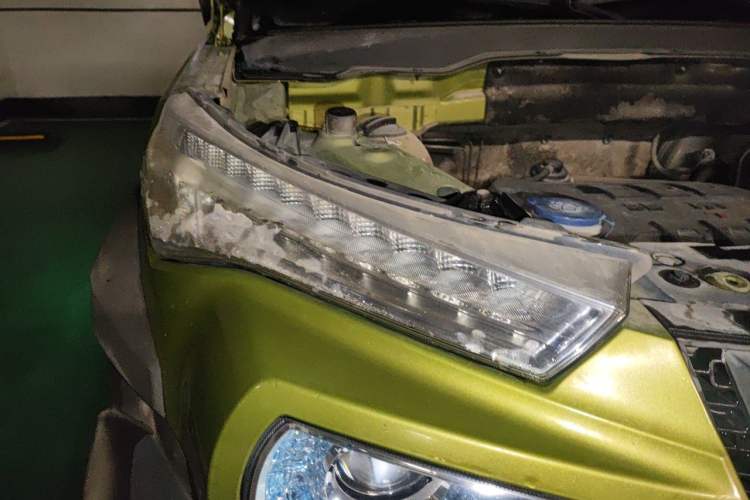 Used BAIC Off-Road BJ20 2016 1.5T CVT Prestige Edition Right Front Headlight