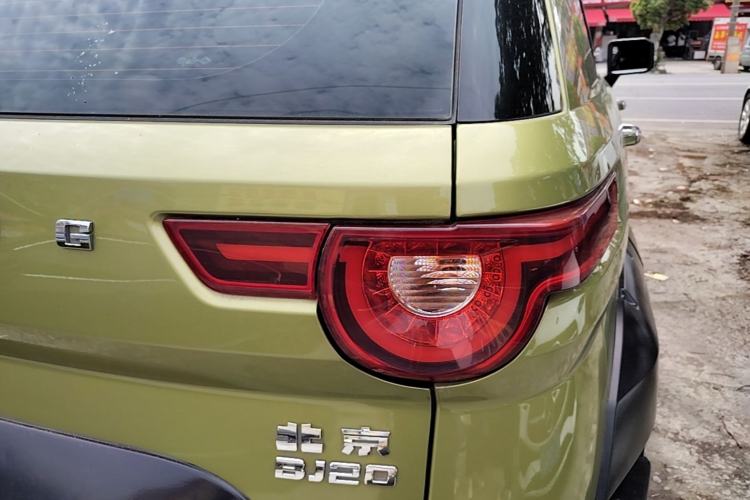 Used BAIC Off-Road BJ20 2016 1.5T CVT Luxury Model Right Rear Taillight