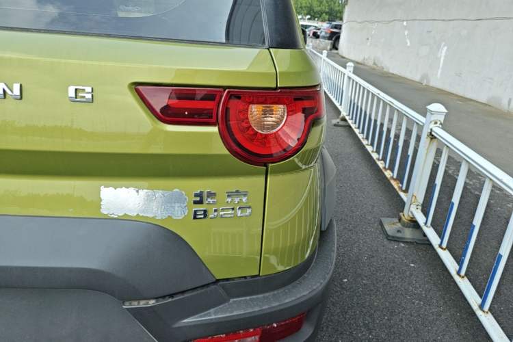 Used BAIC Off-Road BJ20 2016 1.5T CVT Elite Model Right Rear Taillight