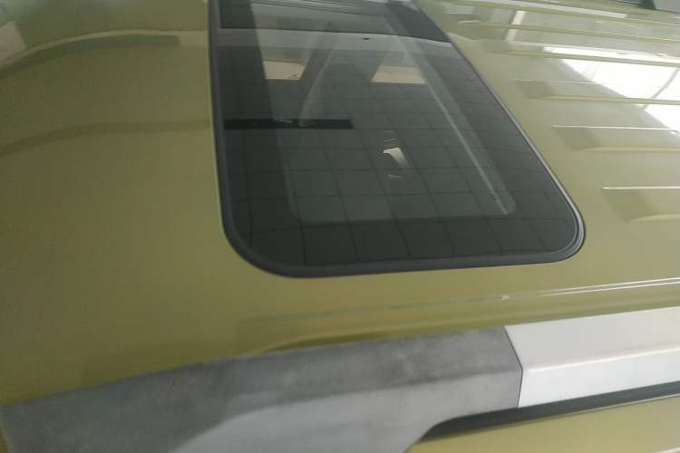 Used BAIC Off-Road BJ20 2016 1.5T Manual Luxury Model Roof