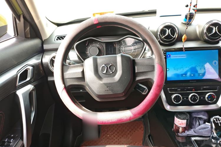 Used BAIC Off-Road BJ20 2016 1.5T Manual Elite Edition Steering Wheel