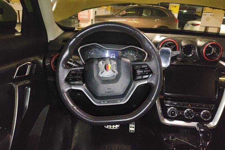 Used BAIC Off-Road BJ20 2016 1.5T CVT Prestige Edition Steering Wheel
