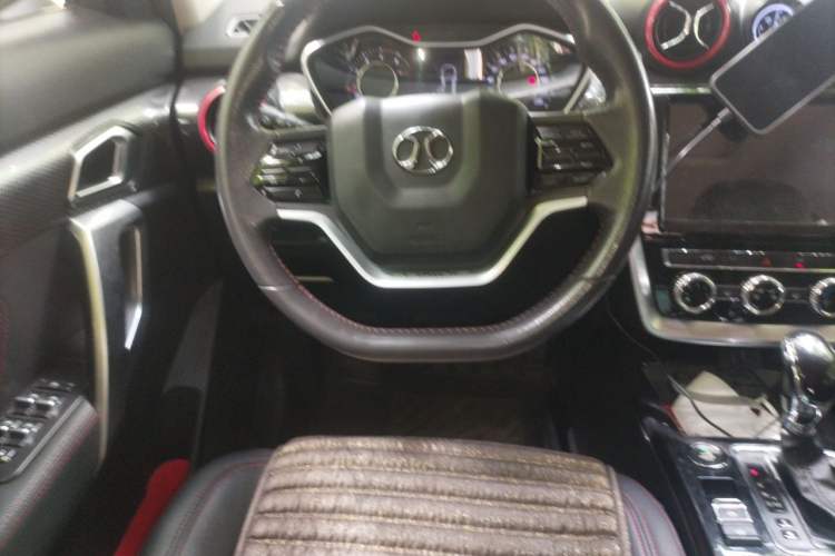 Used BAIC Off-Road BJ20 2016 1.5T CVT Luxury Model Steering Wheel