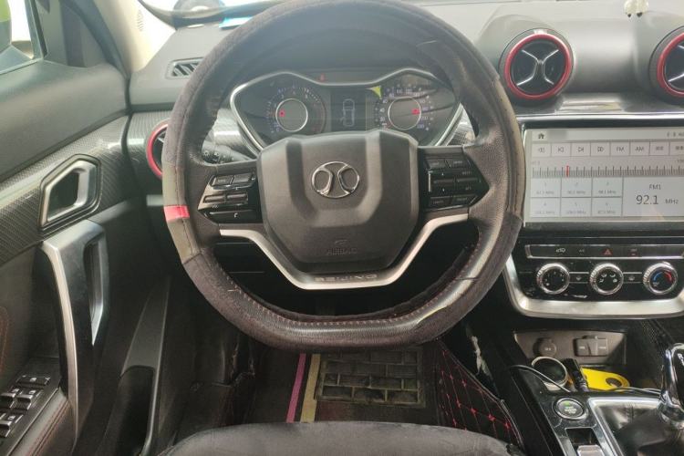 Used BAIC Off-Road BJ20 2016 1.5T Manual Luxury Model Steering Wheel