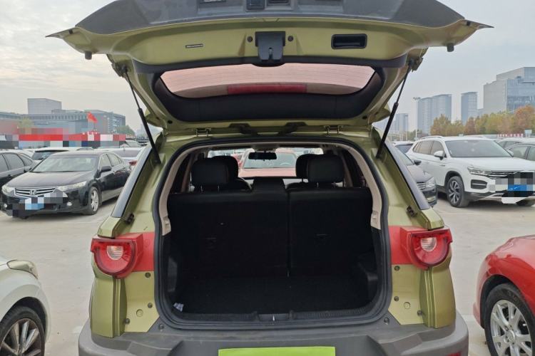 Used BAIC Off-Road BJ20 2016 1.5T CVT Luxury Model Trunk