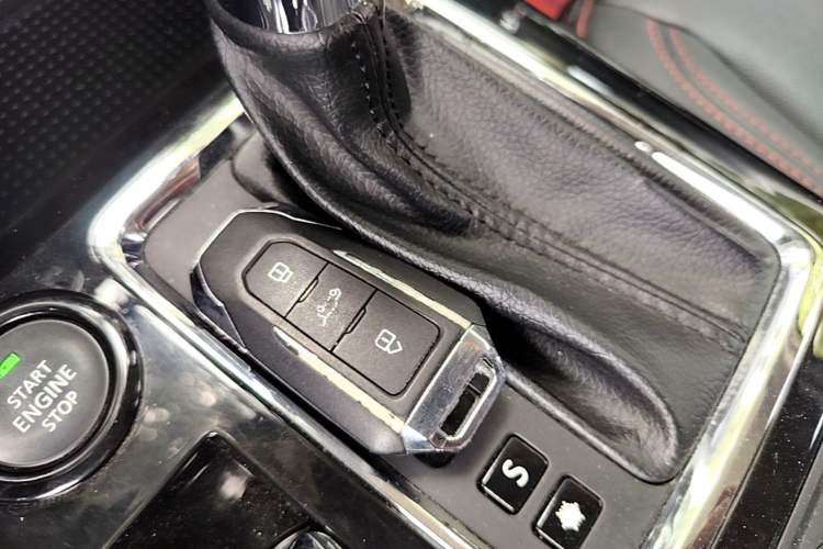 Used BAIC Off-Road BJ20 2016 1.5T CVT Luxury Model Vehicle Key