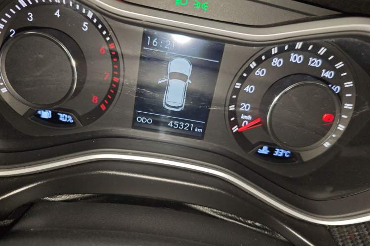 Used BAIC Off-Road BJ20 2016 1.5T Manual Luxury Model Odometer Close Up