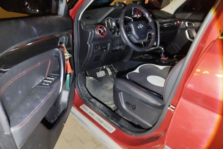 Used BAIC Off-Road BJ20 2016 1.5T CVT Prestige Edition Driver Seat