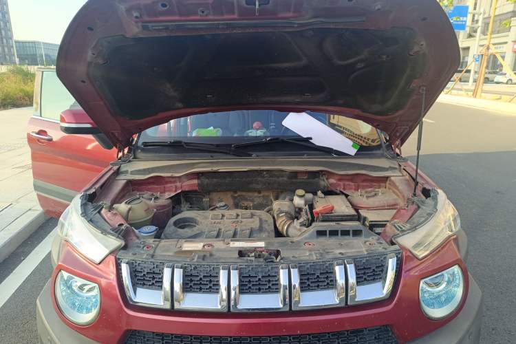 Used BAIC Off-Road BJ20 2016 1.5T CVT Luxury Model Engine Bay