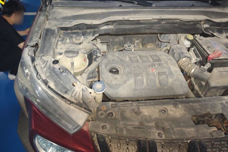 Used BAIC Off-Road BJ20 2016 1.5T CVT Luxury Model Engine Bay Right