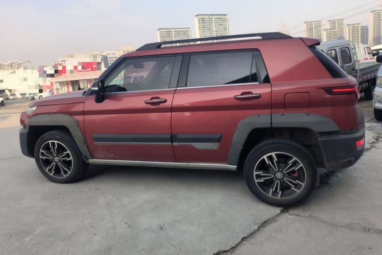 Used BAIC Off-Road BJ20 2016 1.5T CVT Luxury Model Exterior 3