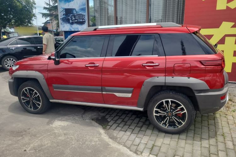 Used BAIC Off-Road BJ20 2016 1.5T Manual Luxury Model Exterior 5