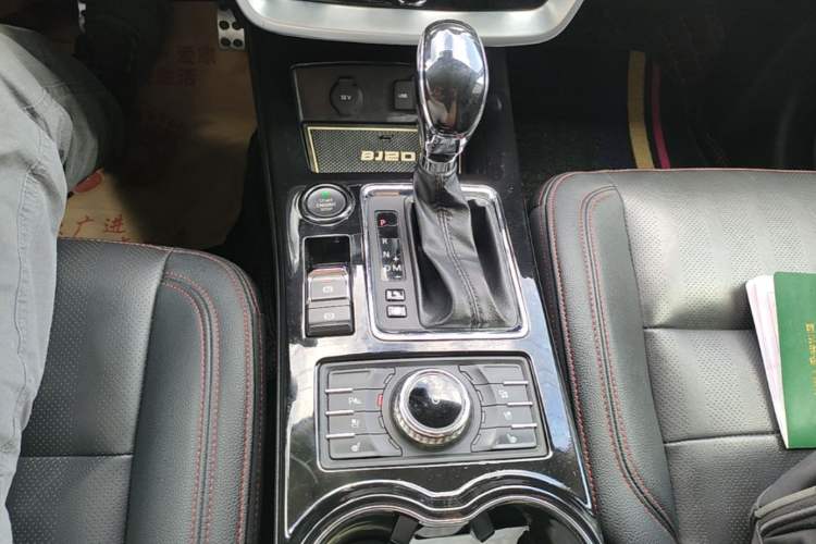 Used BAIC Off-Road BJ20 2016 1.5T CVT Prestige Edition Gear Lever