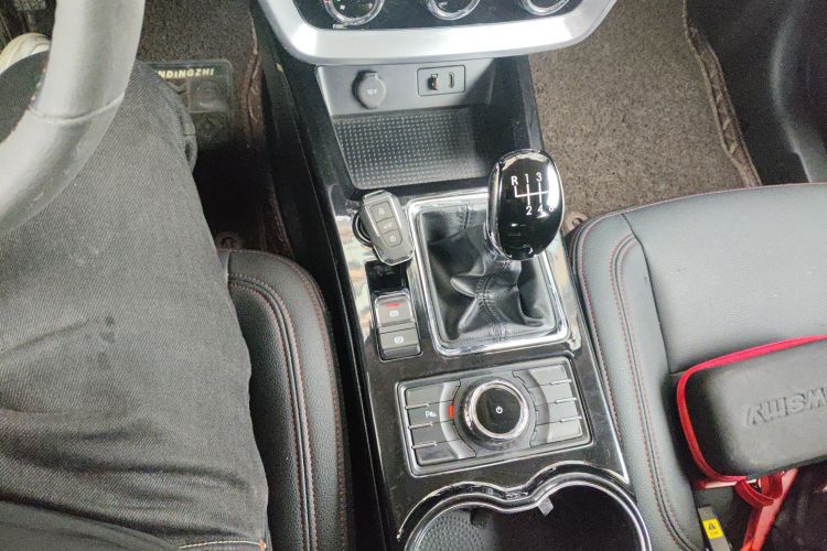 Used BAIC Off-Road BJ20 2016 1.5T Manual Luxury Model Gear Lever