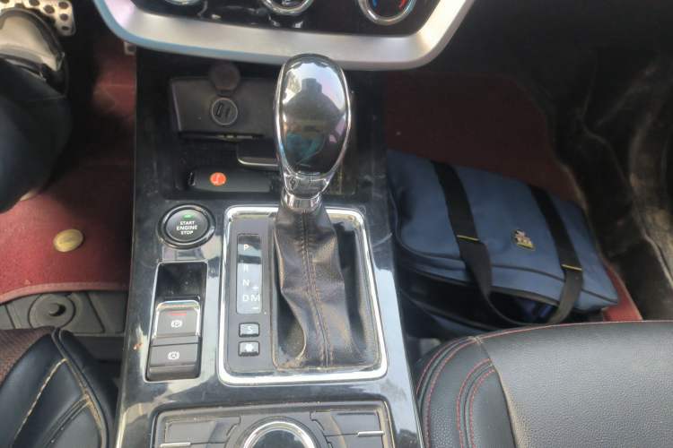 Used BAIC Off-Road BJ20 2016 1.5T CVT Luxury Model Gear Lever