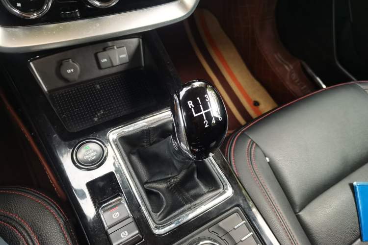 Used BAIC Off-Road BJ20 2016 1.5T Manual Luxury Model Gear Lever