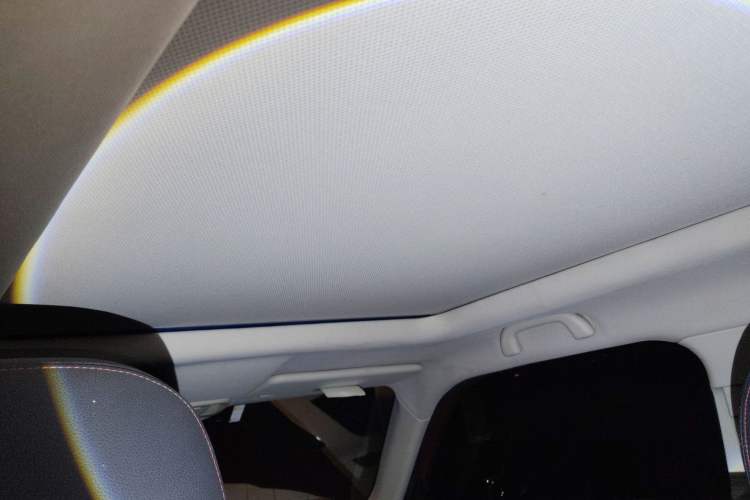 Used BAIC Off-Road BJ20 2016 1.5T CVT Prestige Edition Headliner