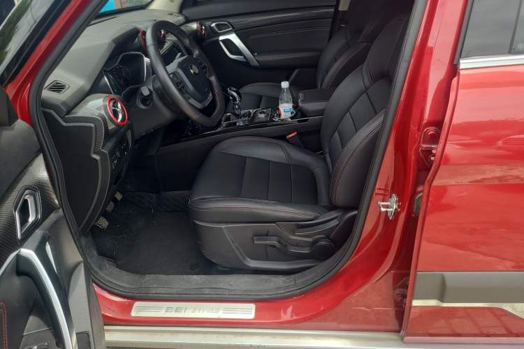 Used BAIC Off-Road BJ20 2016 1.5T Manual Luxury Model Interior 2