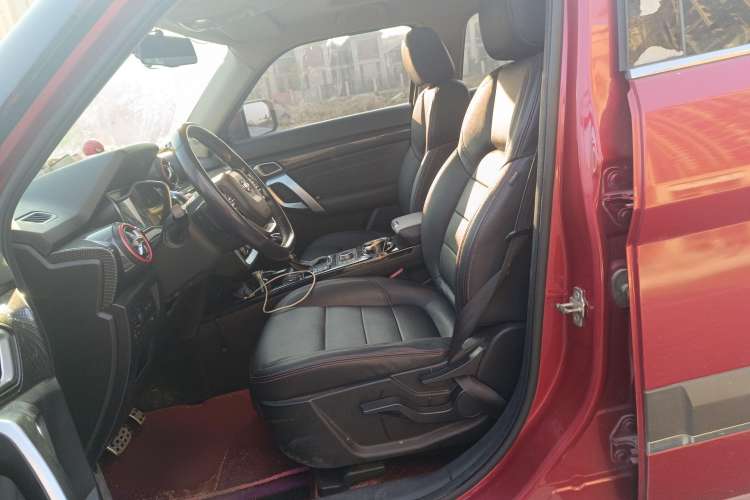 Used BAIC Off-Road BJ20 2016 1.5T CVT Luxury Model Left Front Seat