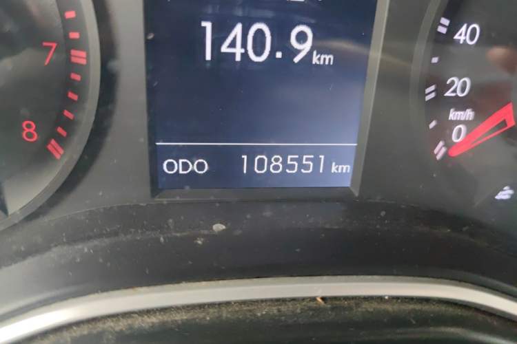 Used BAIC Off-Road BJ20 2016 1.5T Manual Luxury Model Odometer Close Up
