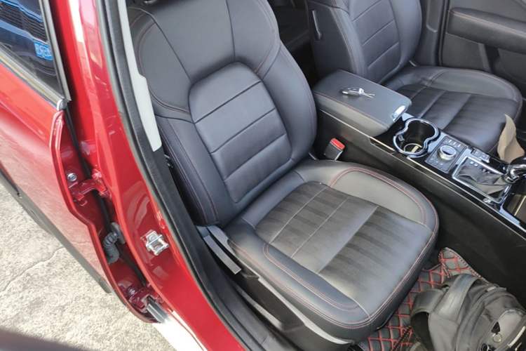 Used BAIC Off-Road BJ20 2016 1.5T CVT Prestige Edition Right Front Seat