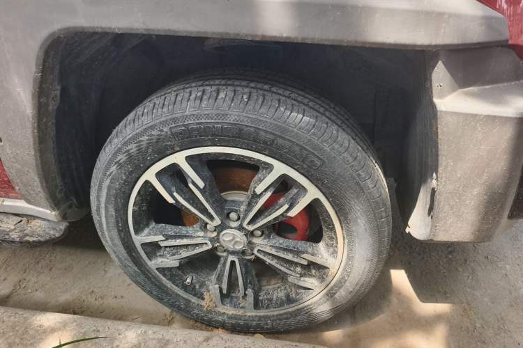 Used BAIC Off-Road BJ20 2016 1.5T Manual Luxury Model Right Front Wheel Hub