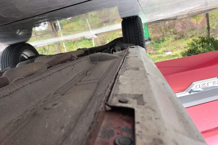Used BAIC Off-Road BJ20 2016 1.5T CVT Luxury Model Right Side Sill