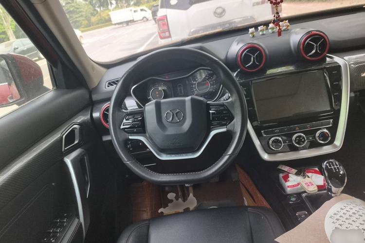 Used BAIC Off-Road BJ20 2016 1.5T Manual Luxury Model Steering Wheel