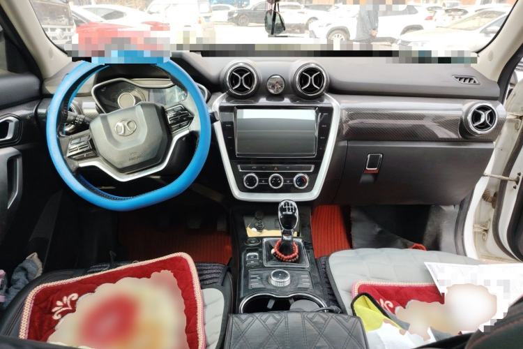 Used BAIC Off-Road BJ20 2016 1.5T Manual Luxury Model Center Console