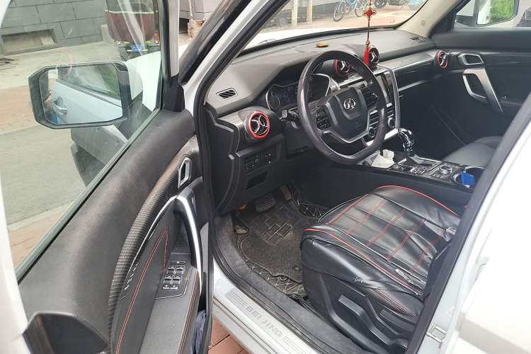 Used BAIC Off-Road BJ20 2016 1.5T CVT Luxury Model Driver Seat