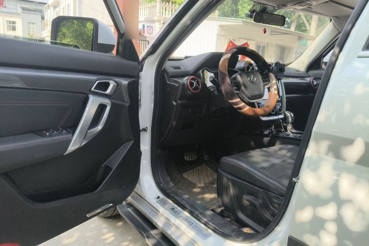 Used BAIC Off-Road BJ20 2016 1.5T CVT Luxury Model Driver Seat