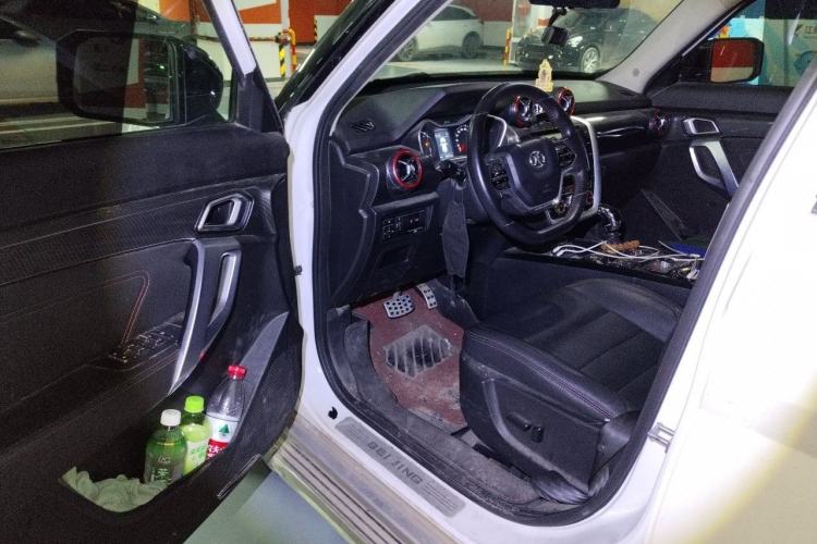 Used BAIC Off-Road BJ20 2016 1.5T CVT Luxury Model Driver Seat