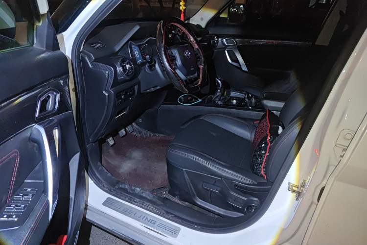 Used BAIC Off-Road BJ20 2016 1.5T Manual Luxury Model Driver Seat