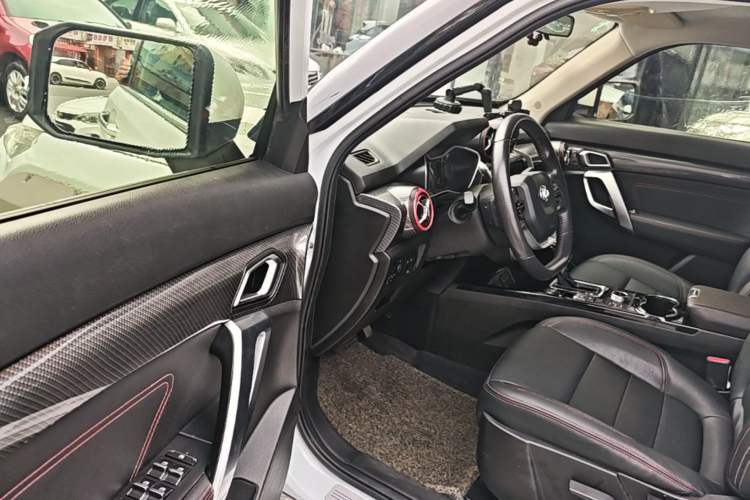 Used BAIC Off-Road BJ20 2016 1.5T CVT Luxury Model Driver Seat