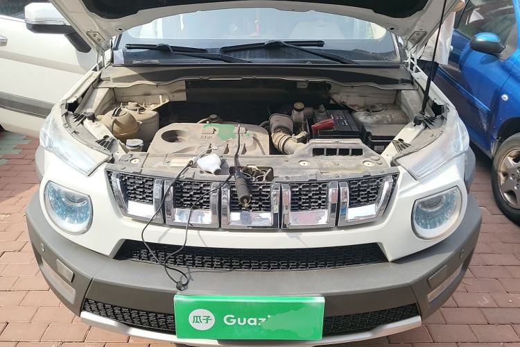 Used BAIC Off-Road BJ20 2016 1.5T CVT Luxury Model Engine Bay