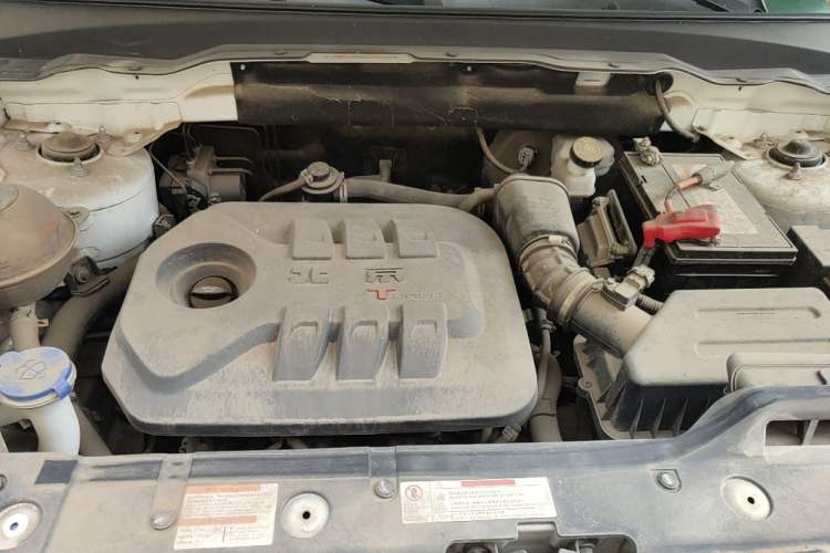 Used BAIC Off-Road BJ20 2016 1.5T CVT Luxury Model Engine Bay