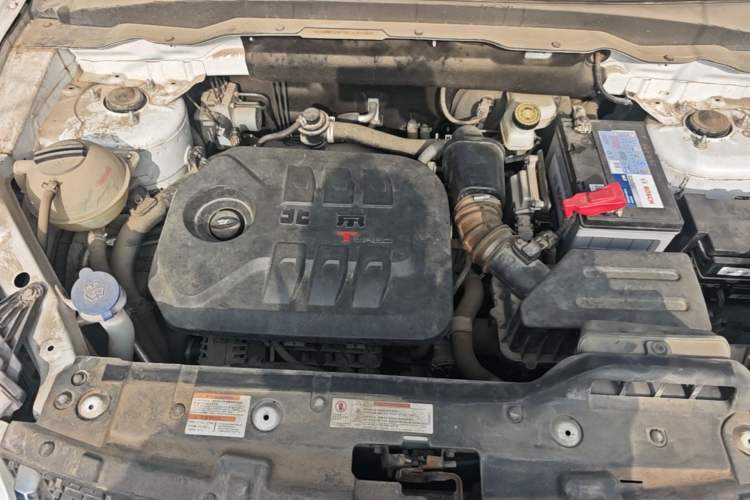 Used BAIC Off-Road BJ20 2016 1.5T CVT Prestige Edition Engine Bay