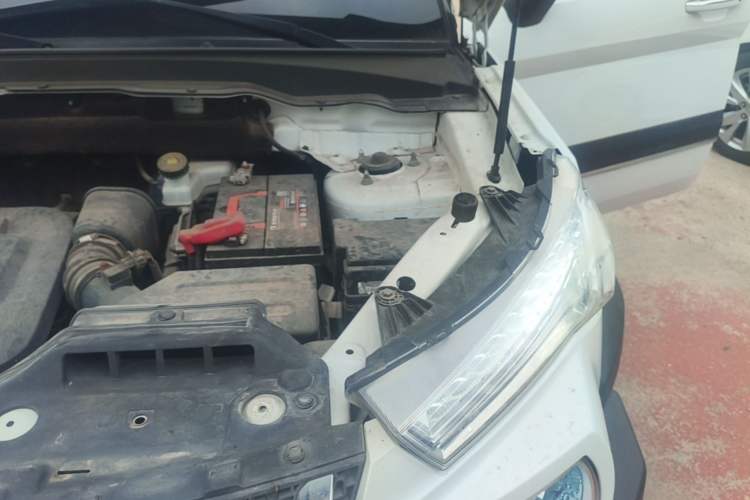 Used BAIC Off-Road BJ20 2016 1.5T CVT Prestige Edition Engine Bay Left